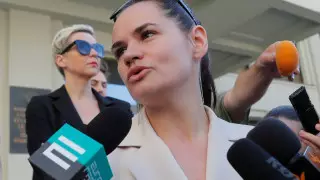 "Не хочу насилия". Тихановская попросила белорусов не выходить на площади