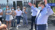 "Не морочьте голову". Жителей возмутило поведение нового санврача Алматинской области