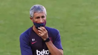 "Барселона" уволила главного тренера после разгрома от "Баварии"