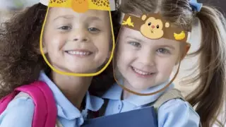 "Маска тақпайды, асханаға бармайды". Әлем елдерінде сабақ қалай өтеді?