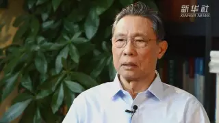 Ведущий эпидемиолог Китая оценил российскую вакцину от COVID-19