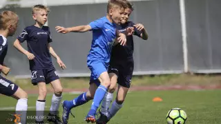 Полгода сидят без зарплаты детские тренеры ФК "Иртыш"