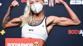 Мария Агапова проиграла первый бой в UFC