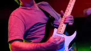 Умер бывший участник группы Red Hot Chili Peppers