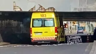 Скорая врезалась в мост в центре Нур-Султана