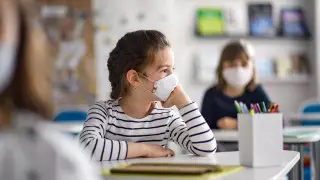 Когда ученики 3 и 4 классов смогут вернуться в школы Алматы