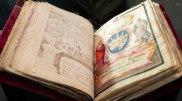 Книгу с автографами XVII века продали за рекордную сумму на аукционе Sotheby’s
