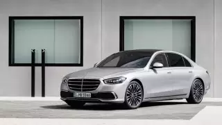 Mercedes-Benz представила свой самый престижный седан