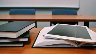 Аймагамбетов: Ежедневно проходит около 2 миллионов уроков