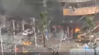 Мощный взрыв прогремел у отеля в Китае, есть пострадавшие