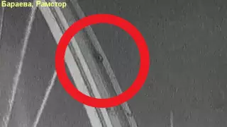 Пьяных парней сняли с моста в Нур-Султане