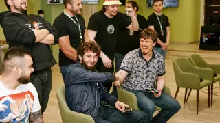 Звезды MMA и кибератлеты сразились на Pinger.Pro