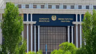 Министр обороны обратил внимание на ряд недостатков в Вооруженных Силах