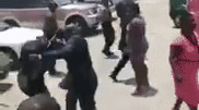 "Президент Гвинеи избил министра": Видео драки стало хитом Сети