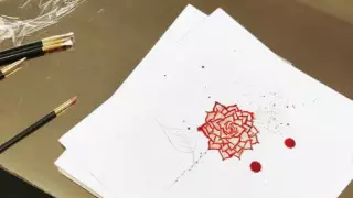 Первая казахстанка в UFC написала картину собственной кровью