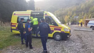 Упал с пика Фурманова: о состоянии маленького алматинца рассказали врачи