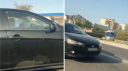 Водитель в Актау посадил за руль ребенка и попал на видео