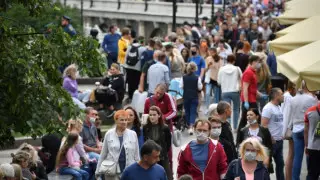 Ограничения вновь ввели в Москве из-за коронавируса