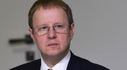 Российского губернатора госпитализировали с коронавирусом