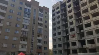 "Дома-призраки" вызывают опасения у жителей Алгабаса