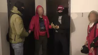 Супругов из Нур-Султана задержали с крупной партией "синтетики" в ВКО