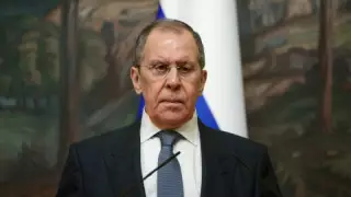 Врачи Charite не нашли в анализах Навального боевых ядов - Лавров