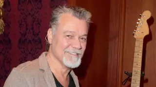 Умер легендарный гитарист Эдди Ван Хален