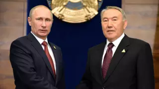 Назарбаев поздравил Путина