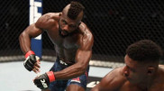 Лучший в истории? Феноменальным нокаутом завершился бой в UFC