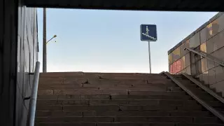 Мужчины угрожали подросткам расправой за отказ дать сигареты в Павлодаре