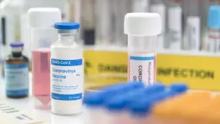 Johnson & Johnson приостановила испытания вакцины от коронавируса