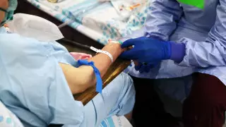 Коронавирусты қайта жұқтыру. Цой не дейді, ДДҰ не дейді?