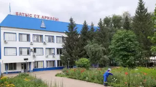 "Урал в унитаз спускаем". Аким ЗКО призвал экономить воду