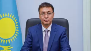 Аким Уральска раскрыл свою зарплату