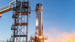 Пассажирскую капсулу для полетов в космос представили в США