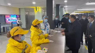 Тугжанов проверил аэропорт в Нур-Султане