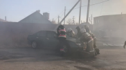 Десять автомобилей сгорели в гараже-автосервисе в Караганде