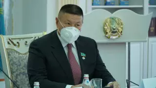 Трехтомник Бакытбека Смагула презентовали в Нур-Султане