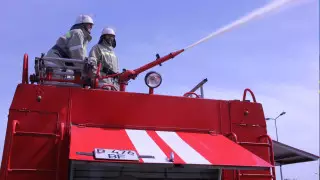 Пожарная команда "Филип Моррис Казахстан" прибывает за минуту