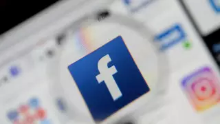 Пользователи Facebook и Instagram сообщили о сбоях