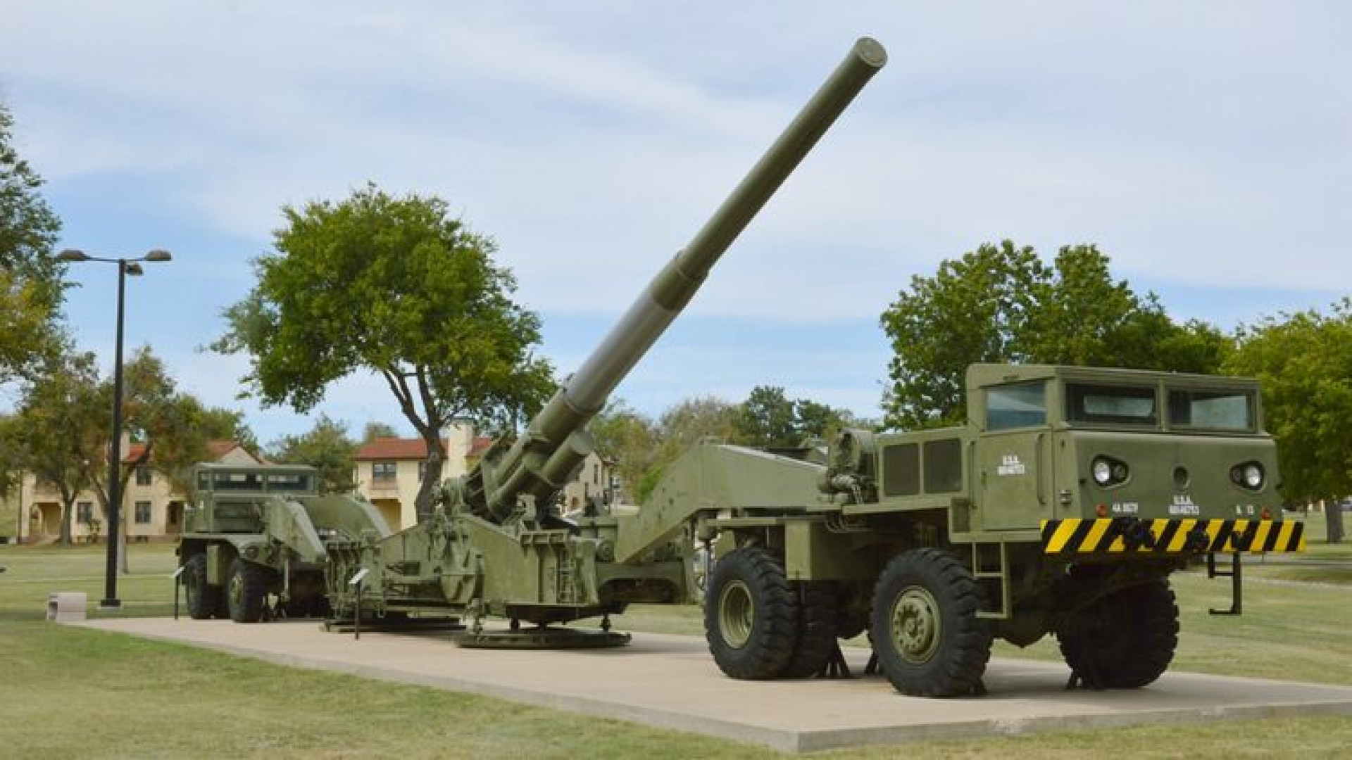 артиллерия дальность стрельбы дальнобойная. 2с7 пион 203-мм самоходная пушка. 155-мм гаубица m777. дальность снаряда сау. 2а36 гиацинт-б 152-мм буксируемая пушка.