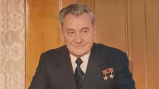 Памятник Кунаеву строят в Алматинской области