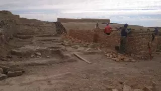 Археологов ужаснула затеянная облицовка кирпичом объектов городища Отрар