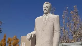 На критику памятника Кунаеву ответил акимат