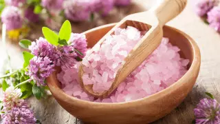 В розовой соли нашли вредные примеси