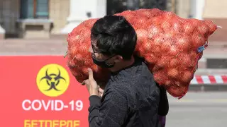 Рост числа заболевших коронавирусом зарегистрирован в Казахстане