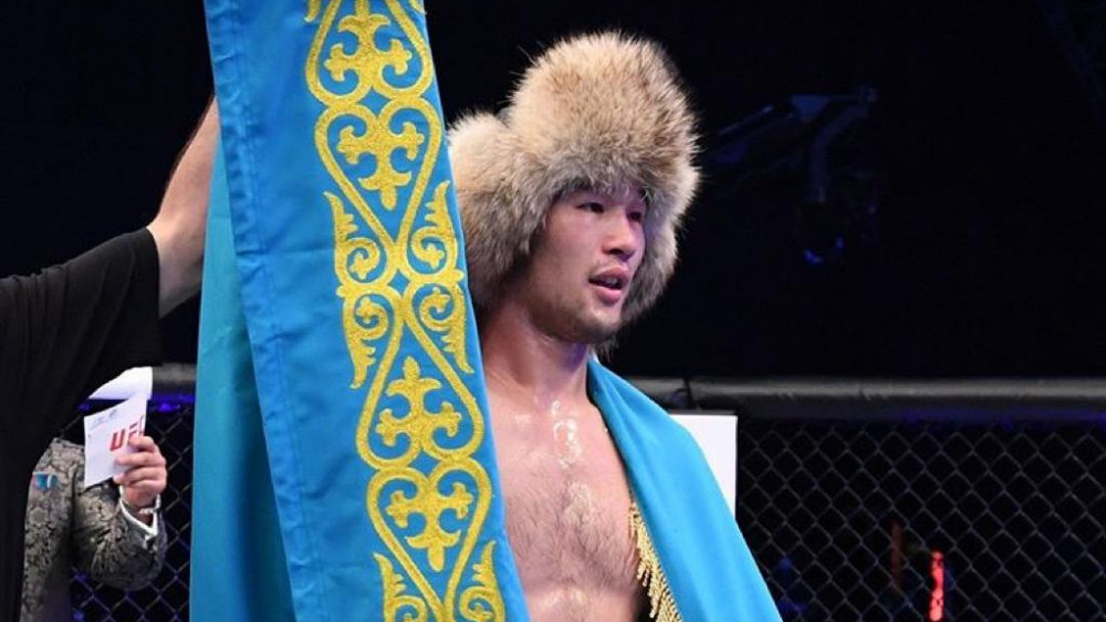 "Счастлив поднять флаг Казахстана!": Рахмонов о первой победе в UFC