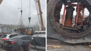 Деталь строительного крана уронили на дорогу в центре Нур-Султана