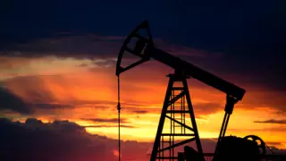 Цены на нефть упали ниже 38 долларов за баррель