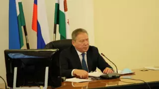 Мэр российского города скончался от последствий коронавируса